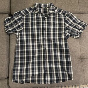 Arc’teryx Brohm SS Button Down Short Sleeve Shirt Men’s Small Grey Black Plaid